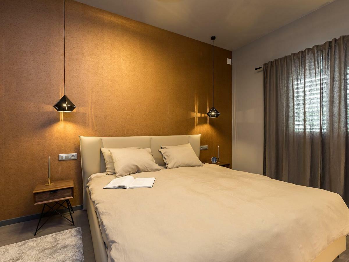 Magnolia - Modern Apartment Near City Center And Sea Poreč Extérieur photo